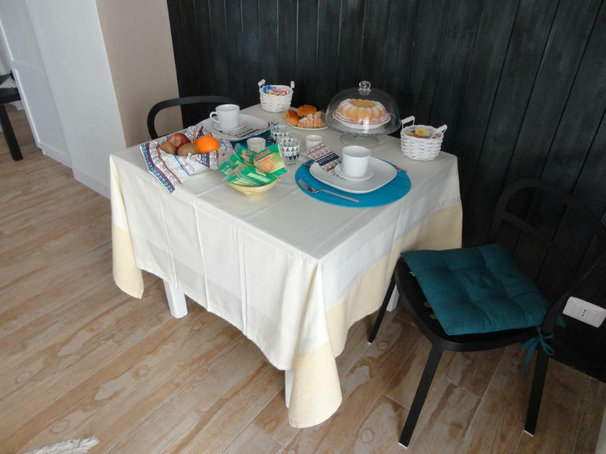 Invito Al Viaggio Bed & Breakfast Giardini Naxos Luaran gambar