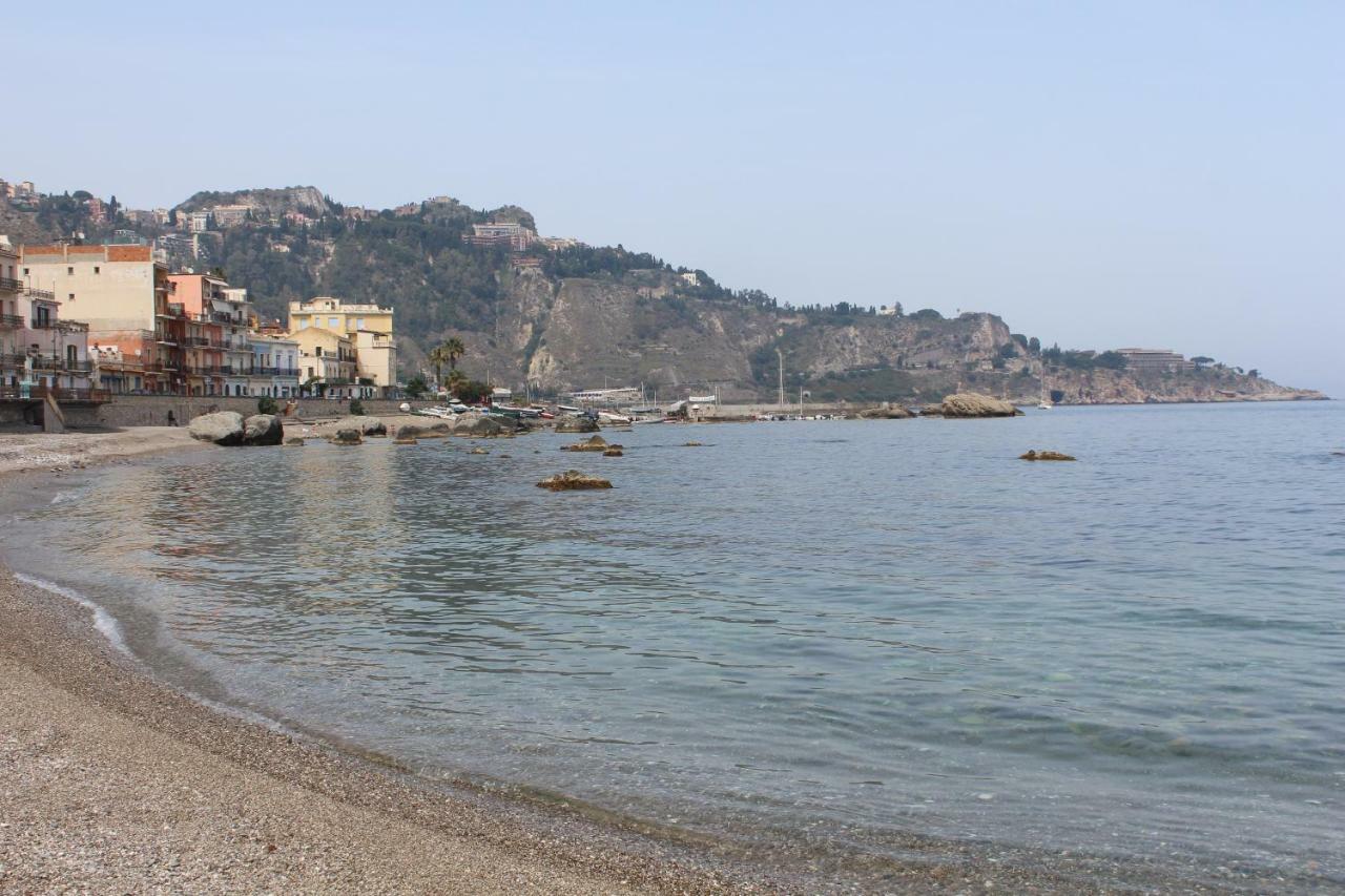 Invito Al Viaggio Bed & Breakfast Giardini Naxos Luaran gambar