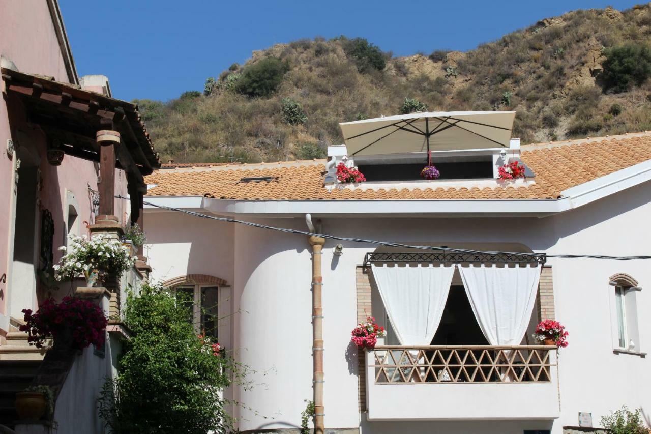Invito Al Viaggio Bed & Breakfast Giardini Naxos Luaran gambar